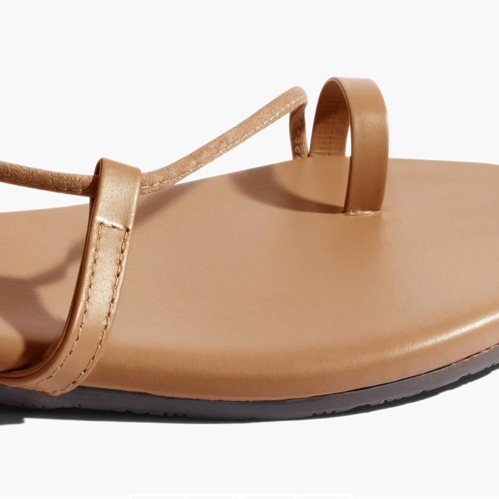 TKEES! BNIB! “Jo” sandal in Hazelton. Current season. - Picture 4 of 4